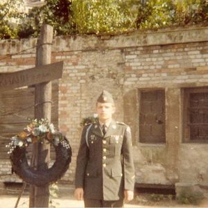 Meet your Posher, Brian